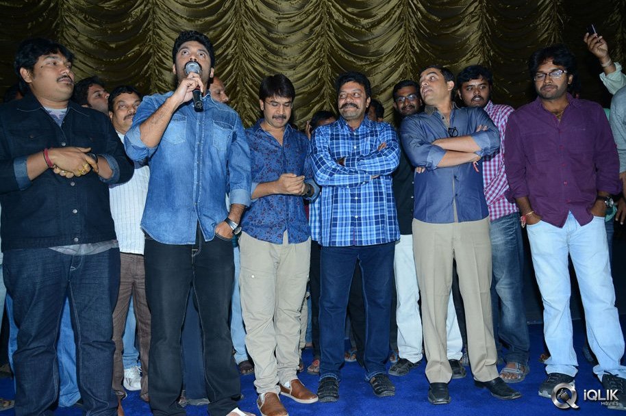 Pataas-Movie-Success-Meet-at-Devi-Theatre